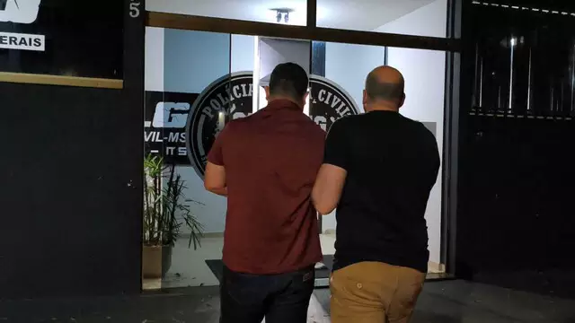 PRESO_COCA Homens são presos em Hilux com 158 quilos de cocaína em Dourados