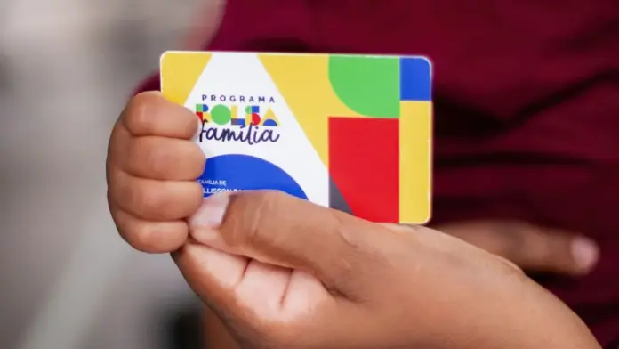 Beneficiários do Bolsa Família são convocados para reunião no dia 23 de julho