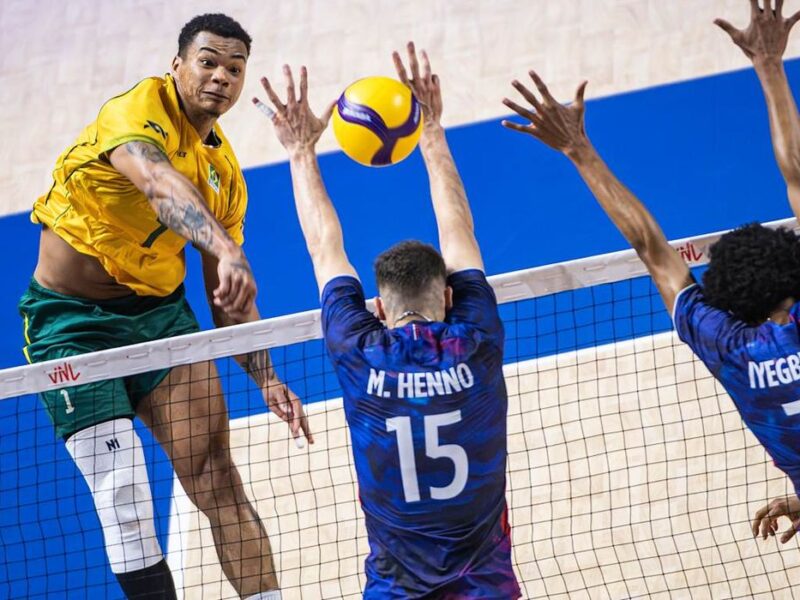 Brasil bate bicampeã olímpica França na Liga das Nações de vôlei