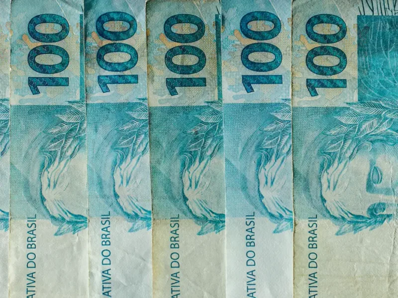 Caixa paga Bolsa Família de julho a beneficiários com NIS de final 4