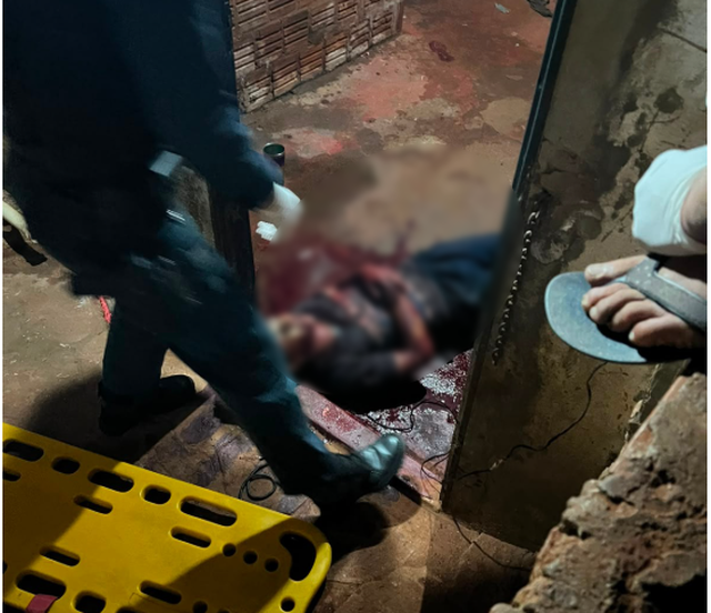 Garoto de 14 anos é baleado ao recusar participar de “roleta-russa”