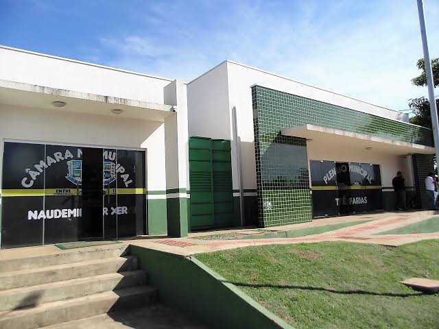 TCE aponta fragilidades em contratos de R$ 737 mil e diárias de R$ 1,1 mi na Câmara de Bonito