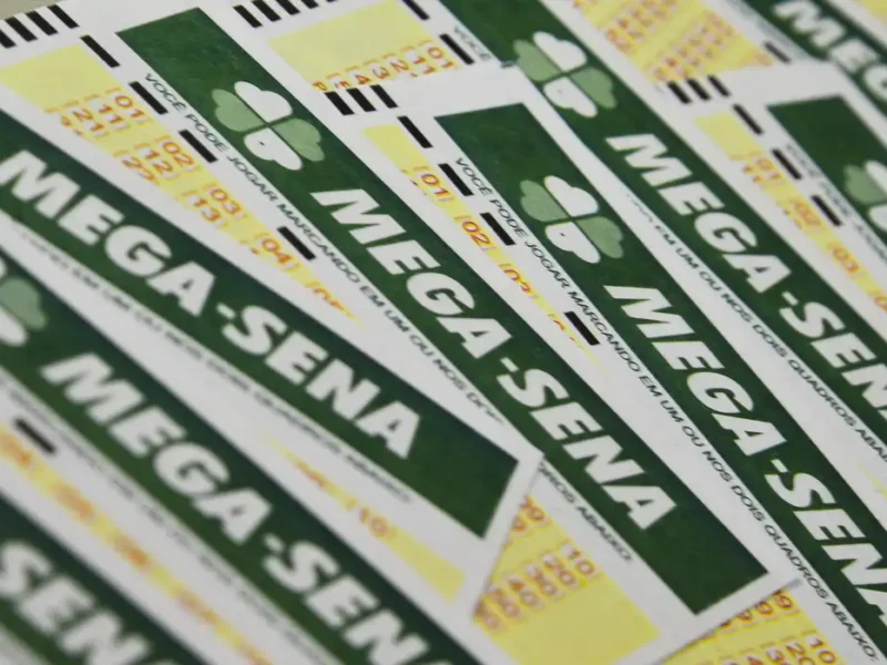 Ninguém acerta Mega-Sena; prêmio acumula para R$ 165 milhões