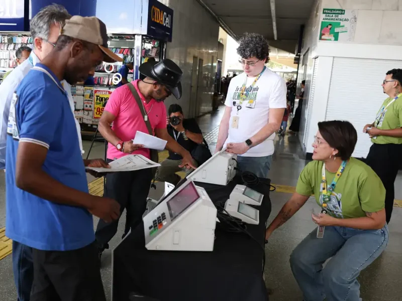 Prazo para solicitar voto em trânsito termina hoje; veja como funciona