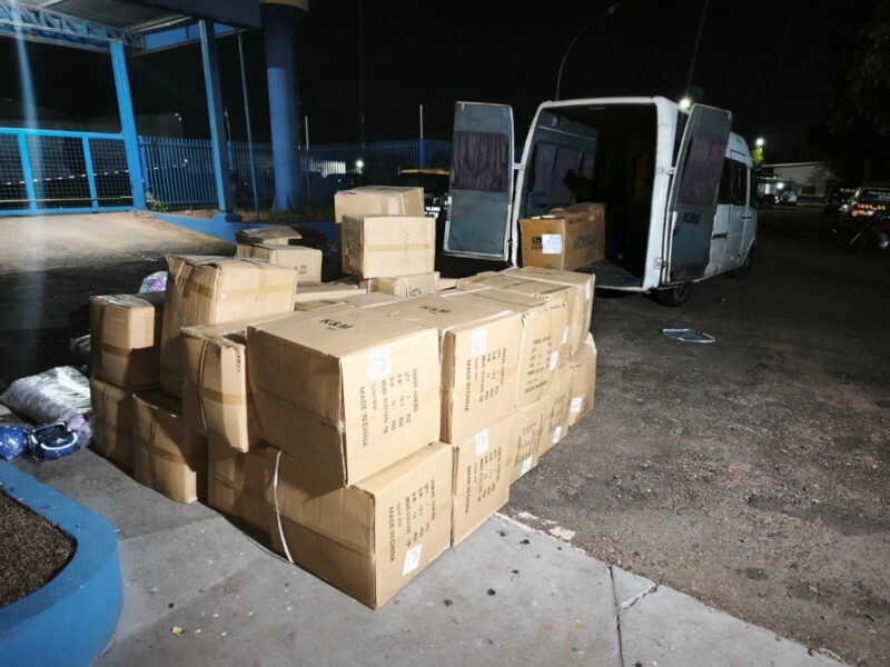 Produtos paraguaios que seriam comercializados em Goiânia são apreendidos em MS