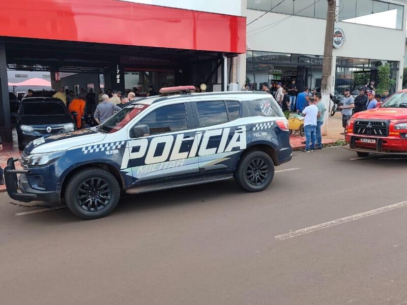 Jovem executado em garagem de carros não era o alvo, aponta investigação
