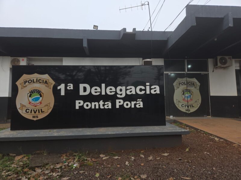 Criminosos encapuzados atiram e rendem casal durante roubo na MS-164