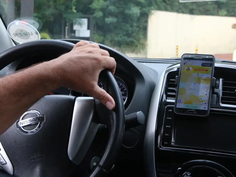 Conselho regulamenta crédito para taxistas e motoristas de aplicativo