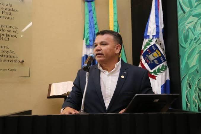 Após 11 dias, vereador preso suspeito de subornar policial ganha liberdade