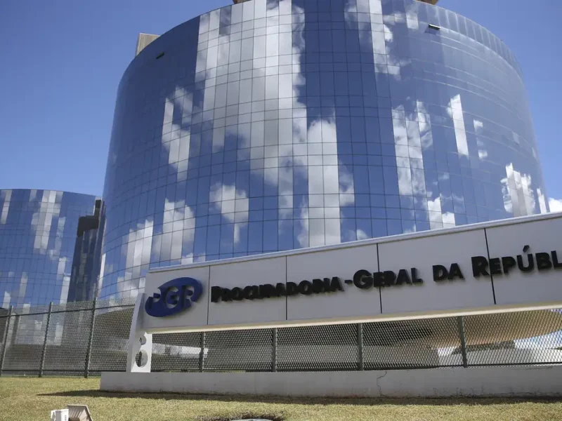 PGR defende quebra de sigilo de processo sobre pagamentos de Vorcaro