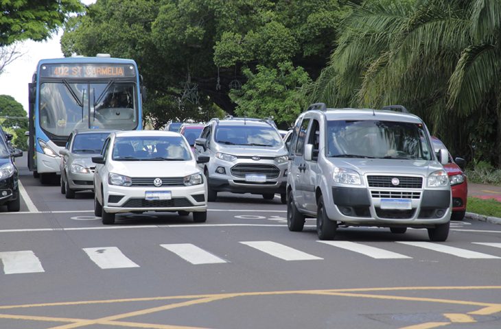 Licenciamento com placa final 0 vence sexta; 70% precisam regularizar débitos