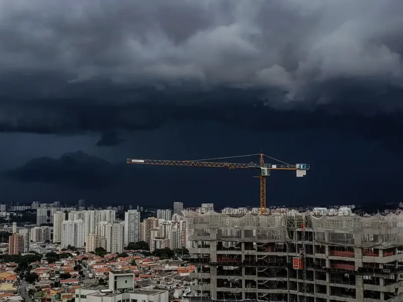 Chuvas ficam mais intensas no Centro-Oeste, Norte e Sudeste do país