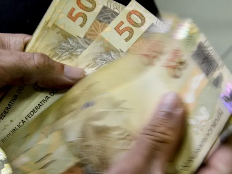 Portaria convoca instituições financeiras para 3ª fase do Desenrola