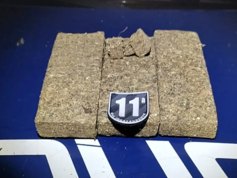 Mulheres são presas com maconha em carro de aplicativo