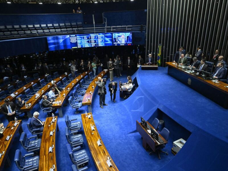 Veja quem são os novos senadores e como fica a composição do Senado